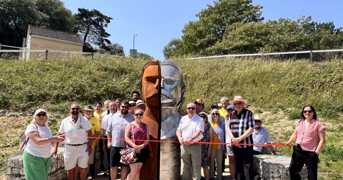 New sculpture in Bournemouth of Robert Louis Stevenson