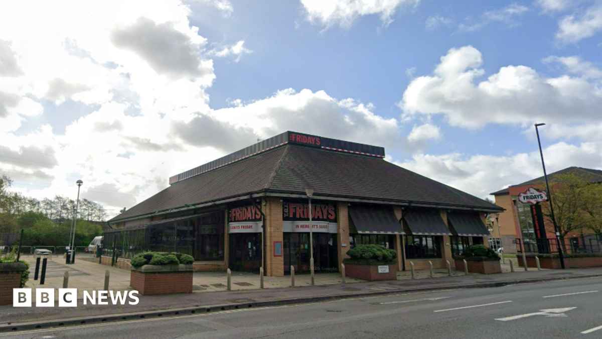 A Google Maps screenshot of the TGI Fridays restaurant on Sheffield Road.