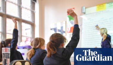 Number of teachers in England’s state schools drops for second year in row | Schools