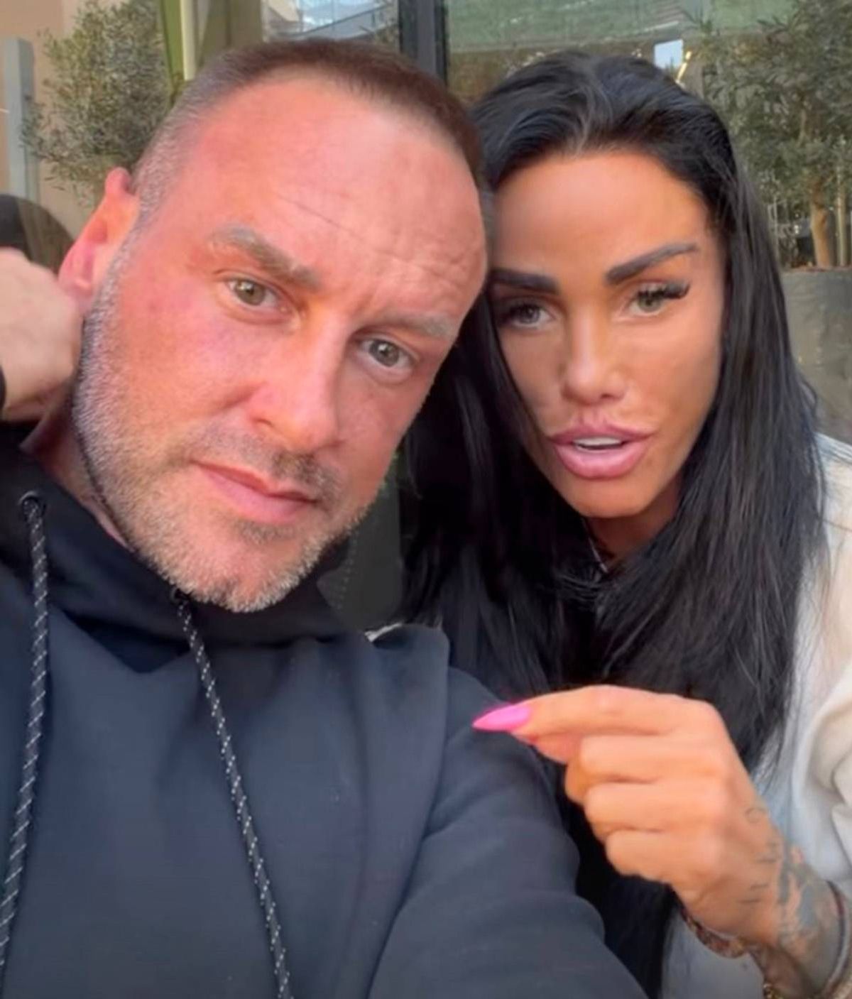 katie price and lee andrews selfie
