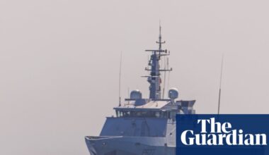 UK and France rewrite ‘one in one out’ treaty to stop removed migrants returning | Immigration and asylum