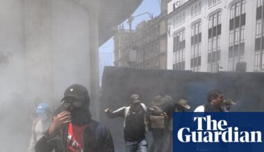 Mexico City police teargas teachers’ protest 10 days before World Cup | Mexico