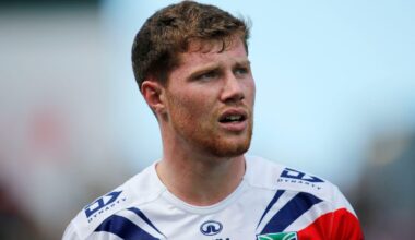 Ex-Super League and Leeds Rhinos star offered to clubs