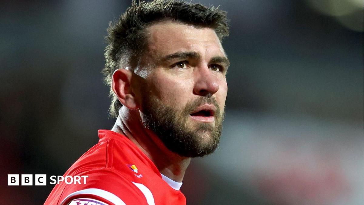 Kyle Feldt in action for St Helens this season