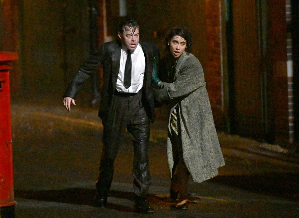 charlie heaton and lucy karczewski filming peaky blinders
