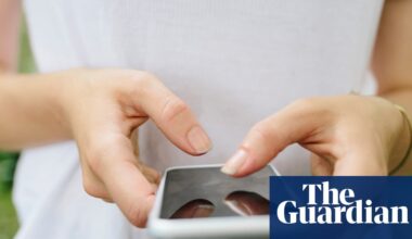 Have you used the UK government’s new jobs AI tool? We would like to hear from you | Work & careers