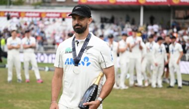 England vs New Zealand, 3rd Test - 'Boring' Mitchell earns his beers after hard-as-nails hundred