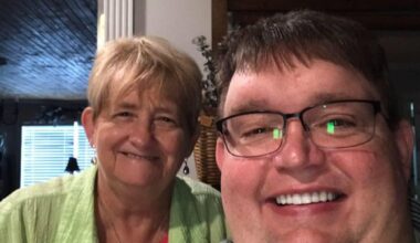 'Coffee Time with John and Momma' Influencer Dead After On-Camera Medical Episode