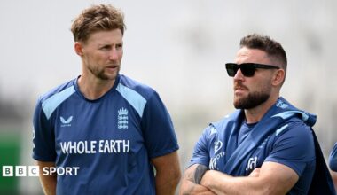 Joe Root and Brendon McCullum during an England training session