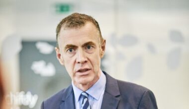 Plaid Cymru sets productivity target as measure of Wales' future economic success