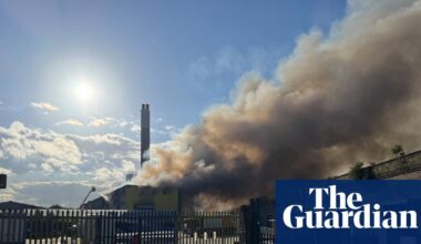 Scores of firefighters tackle major blaze at south London recycling centre | London