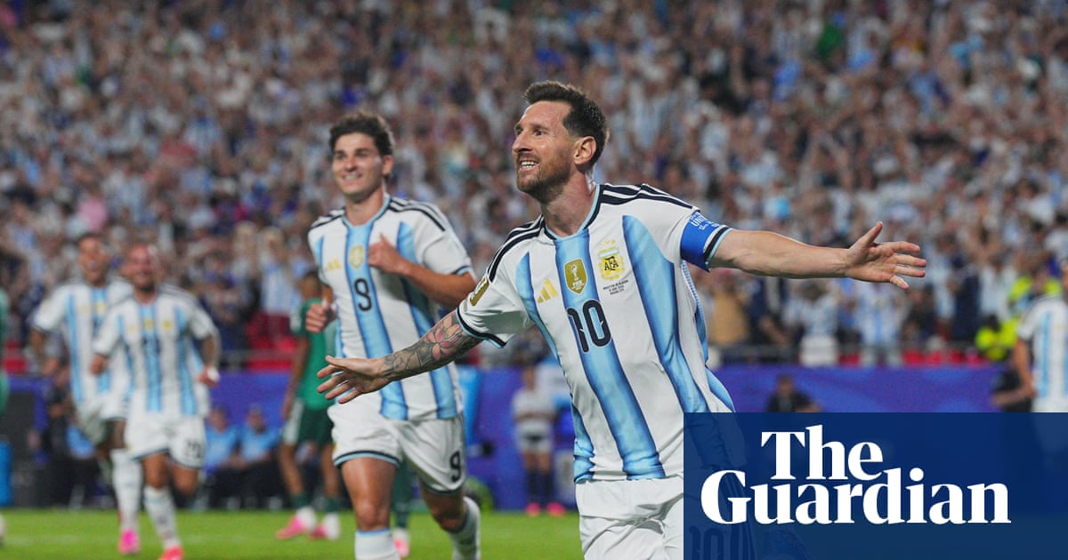 Messi dazzles to equal World Cup scoring record as Argentina breeze past Algeria | World Cup 2026