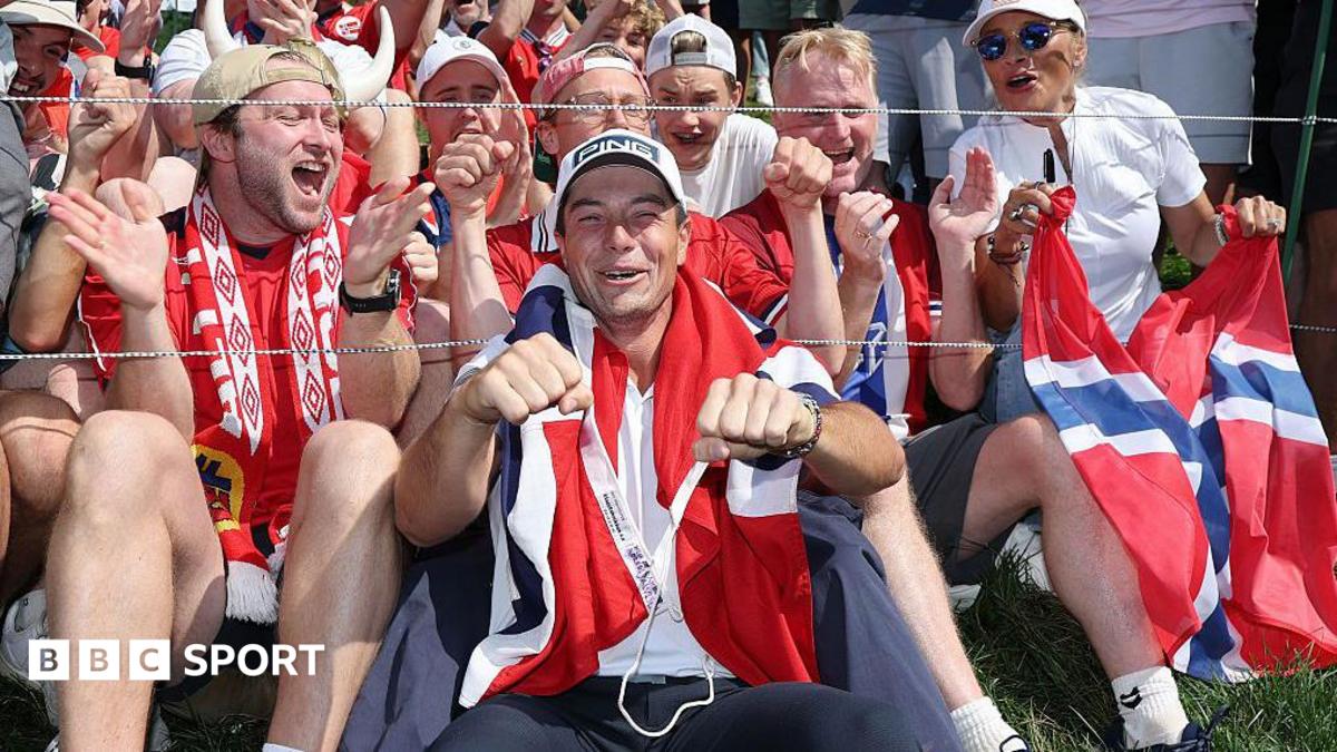 Norway's Viktor Hovland was roared on by World Cup fans