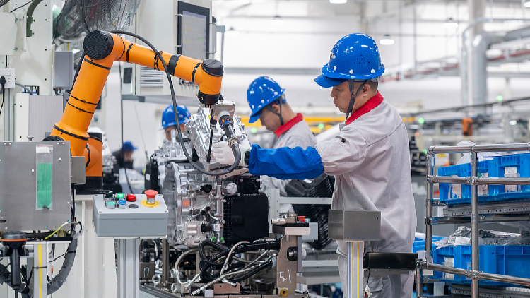 Tech boost, resilient trade drive China's economic growth in May - news.cgtn.com