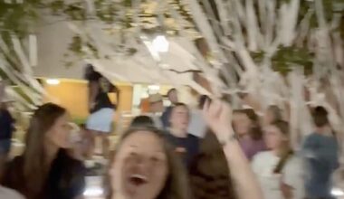 Auburn fans revived this classic college football tradition to celebrate the men’s golf team’s 2026 national championship