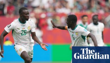 Senegal salvage hopes of World Cup last-32 place with rout of 10-man Iraq | World Cup 2026