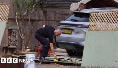 Boy, 2, seriously hurt as car crashes into playground - BBC