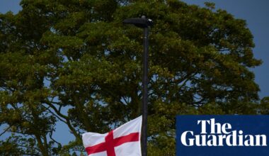 Oxfordshire council seeks injunction over flags tied to lamp-posts across county | Oxfordshire