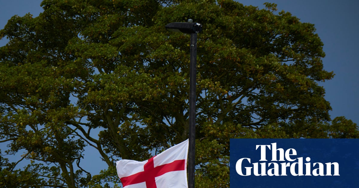 Oxfordshire council seeks injunction over flags tied to lamp-posts across county | Oxfordshire