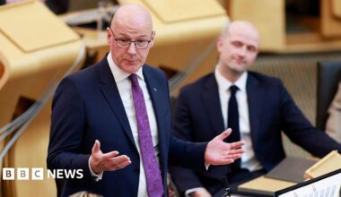 First Minister's Questions - BBC News