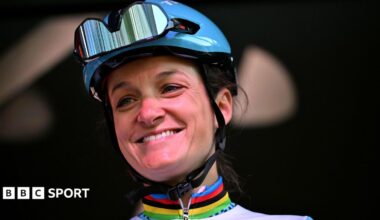 Lizzie Deignan smiling