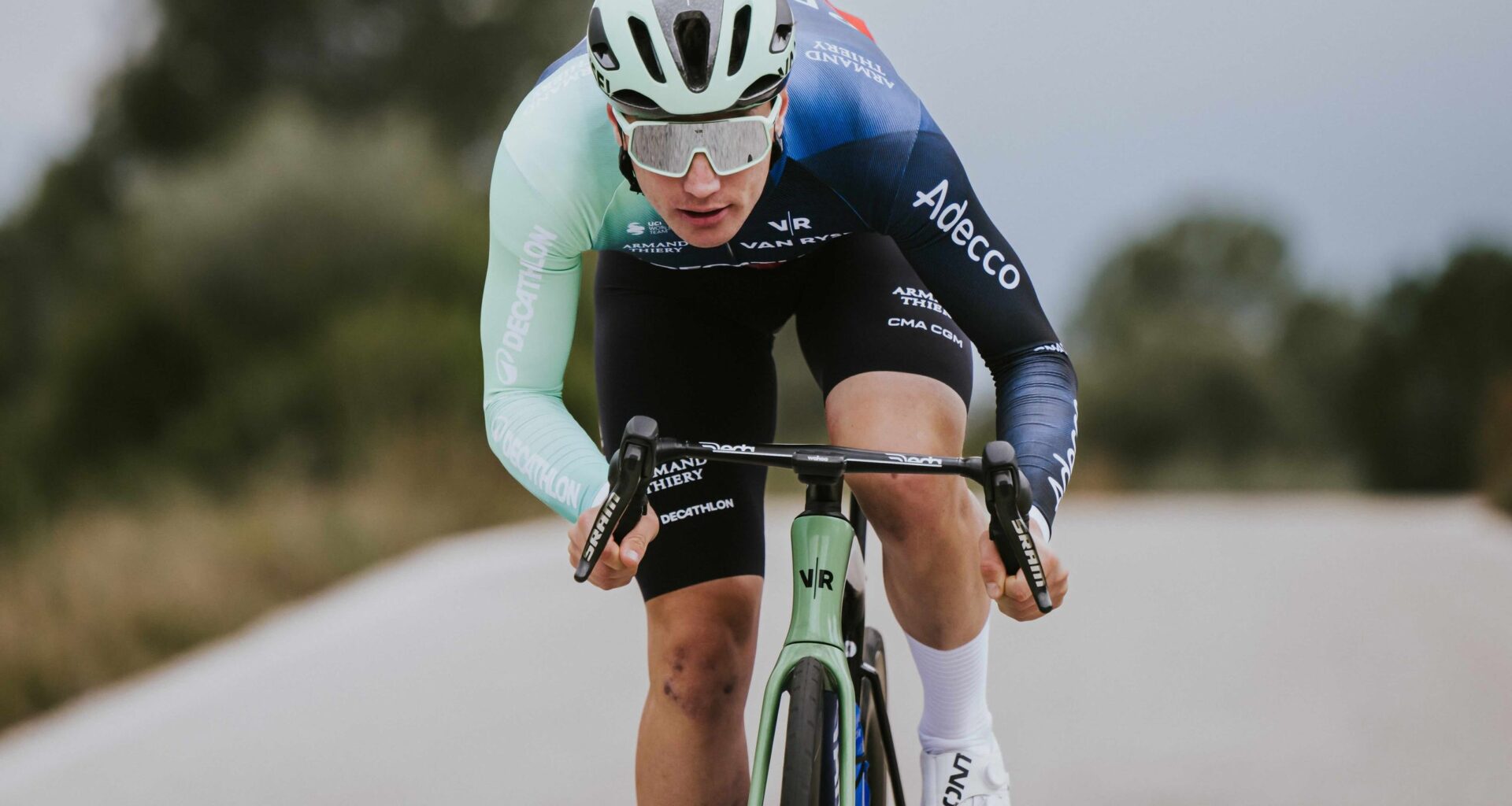 Boucles de la Mayenne: Olav Kooij claims another win on stage 3