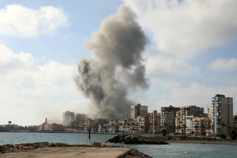 Smoke rises from the site of an Israeli airstrike that targeted a neighbourhood in the southern Lebanese coastal city of Tyre on 7 June 2026.