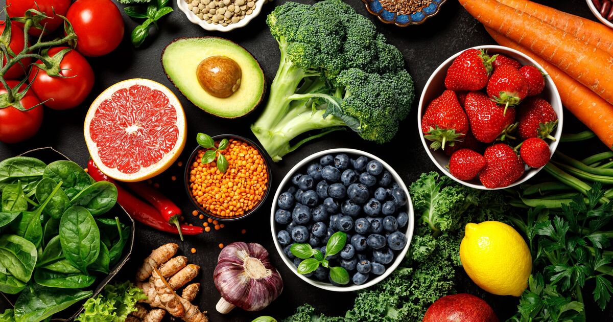 Eating 1 popular fruit each day can 'ward off cancer and slash blood sugar levels'