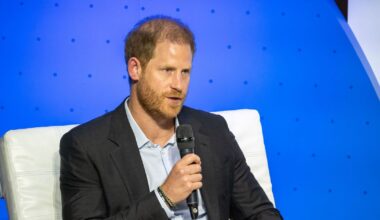 Royal Family LIVE: Prince Harry 'expresses sadness' ahead of UK visit | Royal | News