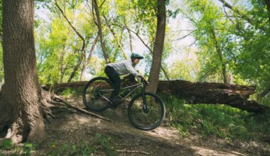 Alison rides her 32" Salsa