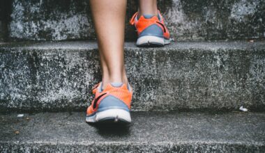 'Rucking' Is The Walking Trend You Need To Try. Here's Why.