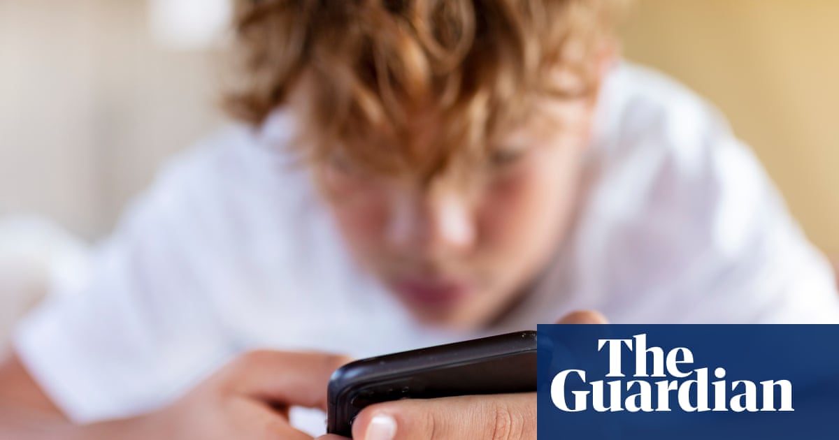 White House urges UK not to ban social media for under-16s | Social media ban