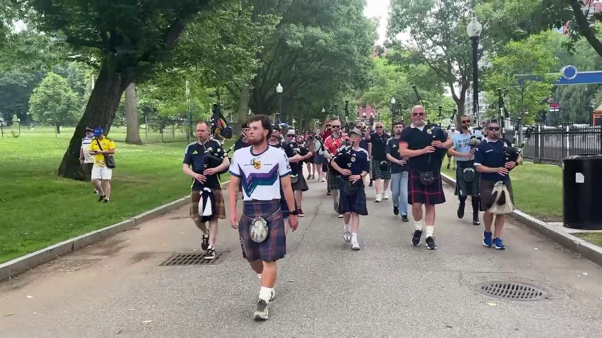 'Very, very bad news': Craig Ferguson asks for public's help after rare kilt goes missing in NYC