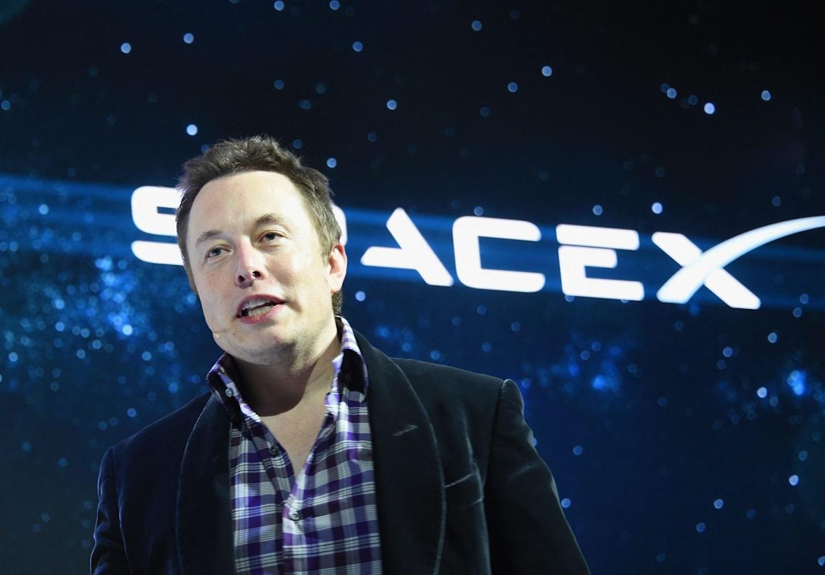 SpaceX and Anthropic are about to go public—and your 401(k) may be forced to buy in
