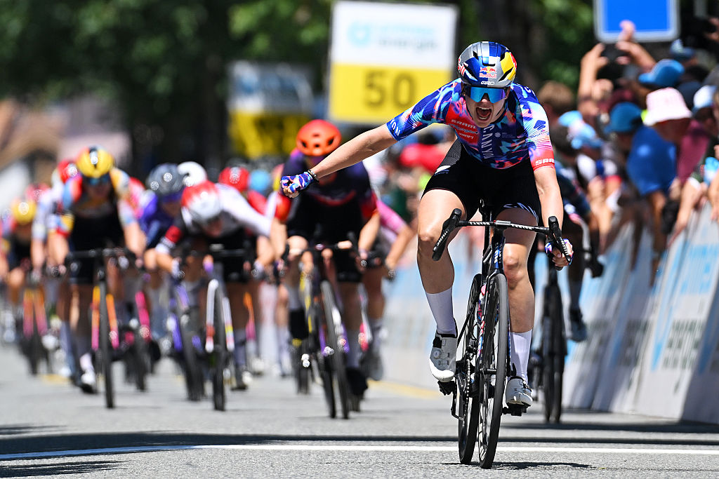 BAD RAGAZ, SWITZERLAND - JUNE 19: Zoe Backstedt of Great Britain and Team CANYON//SRAM zondacrypto celebrates at finish line as stage winner during the 10th Tour de Suisse Women 2026, Stage 3 a 120.8km stage from Bad Ragaz to Bad Ragaz / #UCIWWT / on June 19, 2026 in Bad Ragaz, Switzerland. (Photo by Tim de Waele/Getty Images)