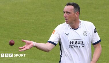 Hampshire bowler Kyle Abbott about to catch the ball before running in to bowl