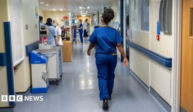 Harry Kane takes a penalty in England's World Cup opener against Croatia
