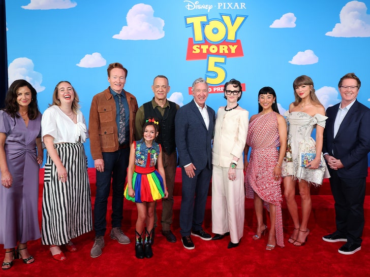 taylor swift toy story premiere getty