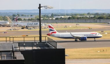Most migrants deported to France under the deal are typically flown back using scheduled flights out of the UK | Photo: REUTERS/Jack Taylor