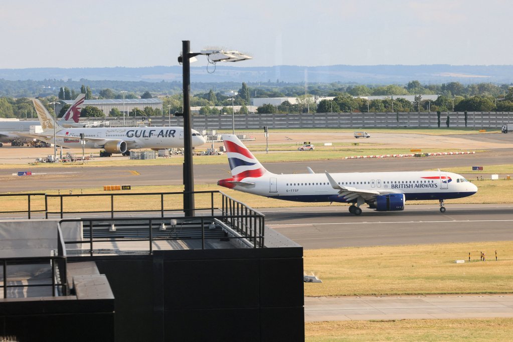 Most migrants deported to France under the deal are typically flown back using scheduled flights out of the UK | Photo: REUTERS/Jack Taylor