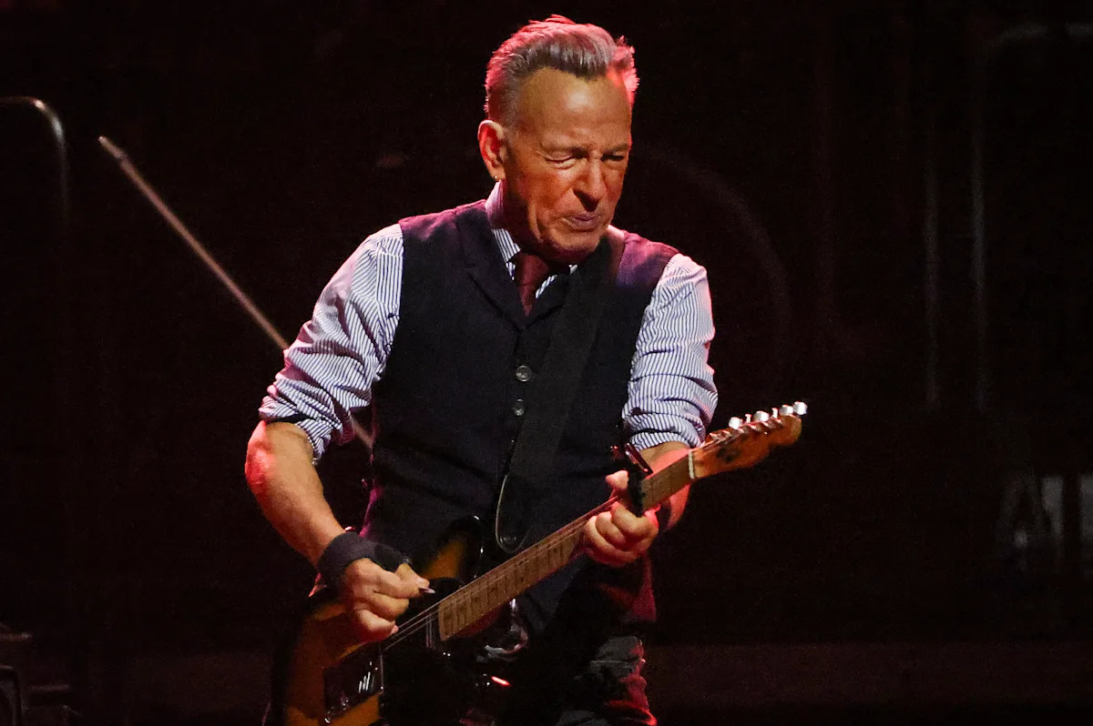 See Bruce Springsteen Perform ‘People Have the Power’ With Bono and Patti Smith
