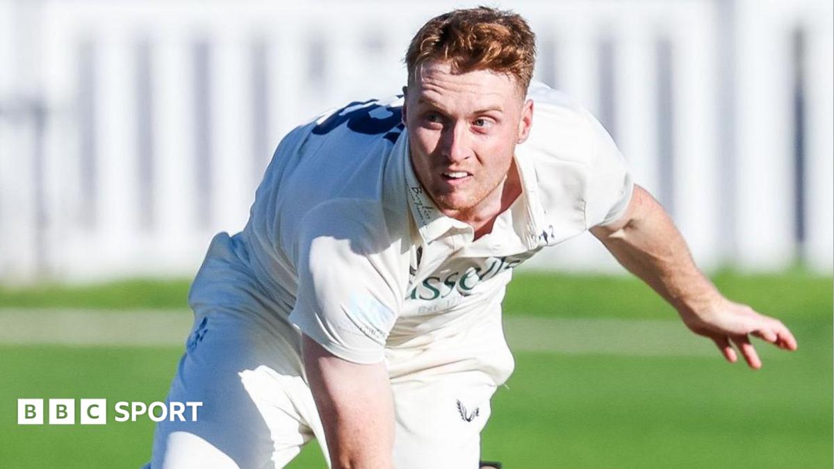 Joey Evison in action bowling for Kent