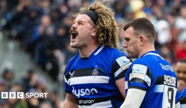 Alfie Barbeary (left) of Bath celebrates his sides fourth try