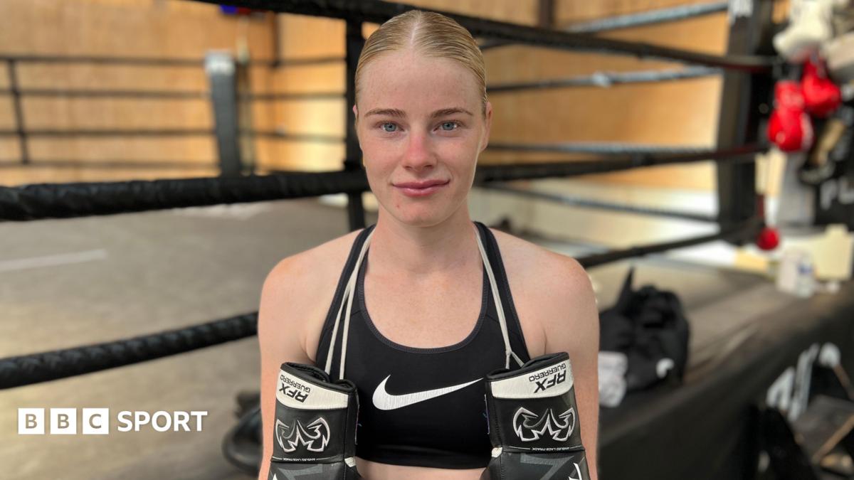 Tysie Gallagher in her gym before her fight with Ellie Hellewell