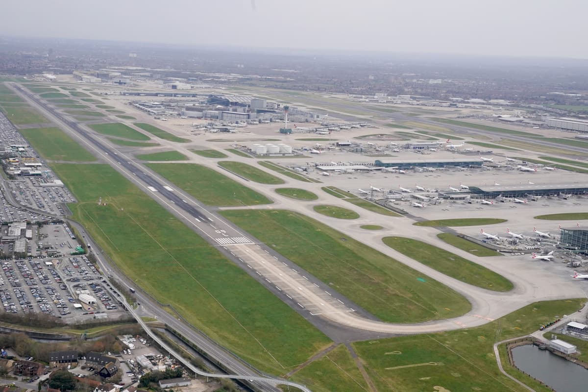 Heathrow third runway 'in jeopardy' as Andy Burnham heads to No10, ex-Transport Secretary says - London Evening Standard