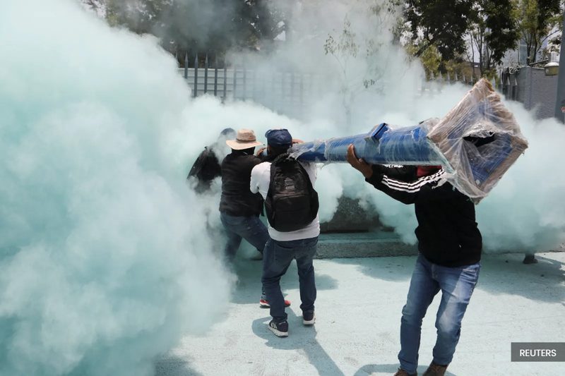 Protests disrupt Mexico City ahead of World Cup