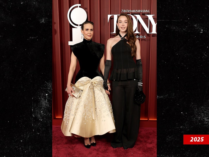 Sarah Paulson and Ella Beatty tonys 2025 getty 1