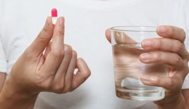 Researchers say it matters what liquid you take your pills with - CTV News
