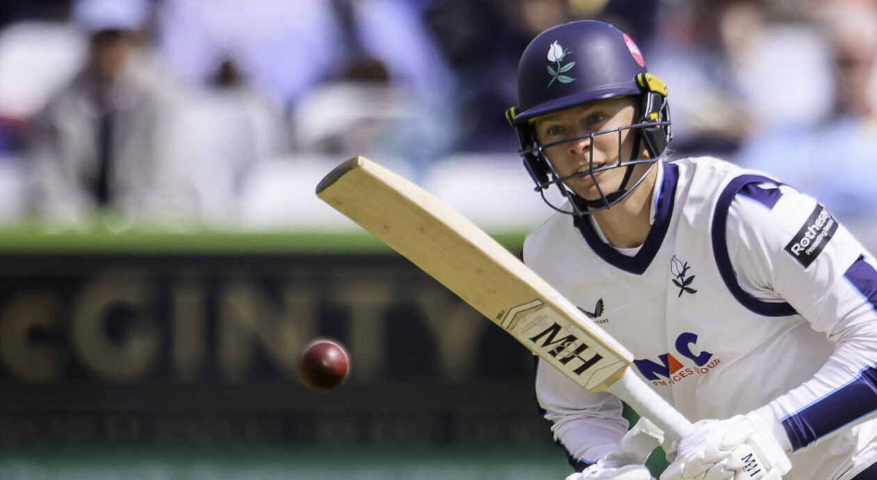Live: Yorkshire Men v Warwickshire, Rothesay CC, Day Two