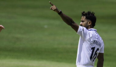Live: Leicestershire v Yorkshire Men, Rothesay CC, Day One